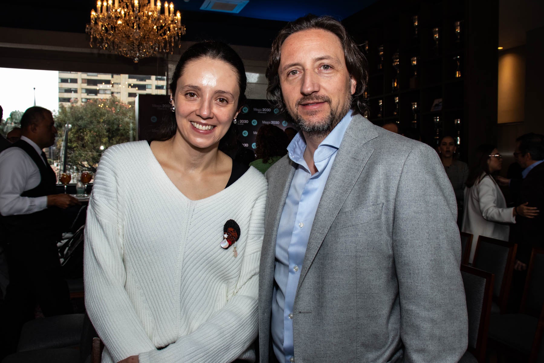 Jimena López, directora del Centro de Innovación y Emprendimiento en Cesa; y Santiago García, CEO de Skandia, entre los asistentes.