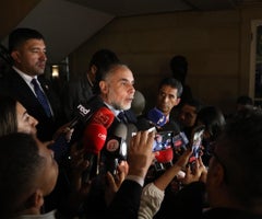 El ministro del Interior, Armando Benedetti, atendiendo a medios de comunicación en Casa de Nariño El ministro del Interior, Armando Benedetti, atendiendo a medios de comunicación en Casa de Nariño