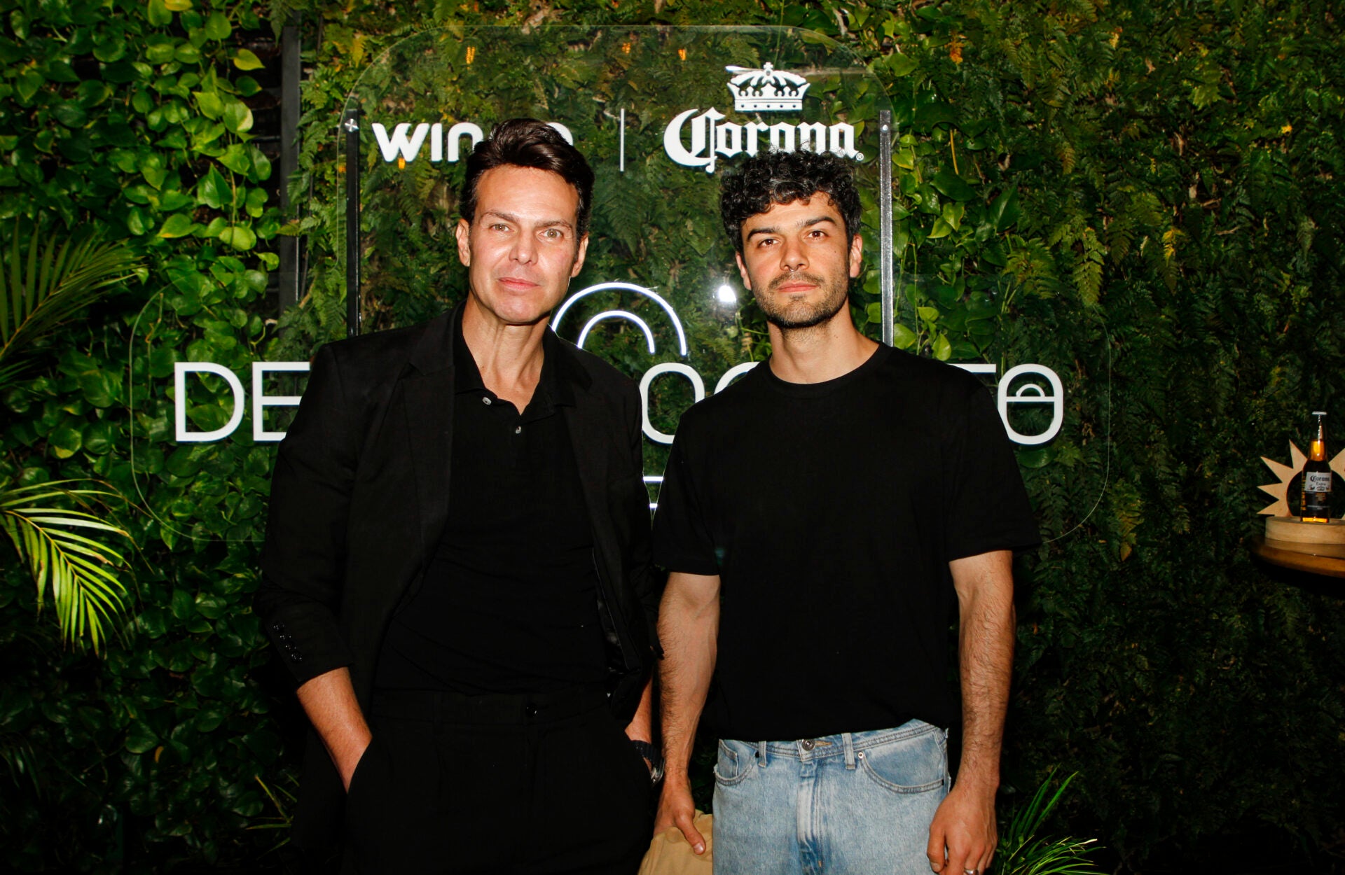 Los actores Juan Alfonso Bautista y Miguel González también asistieron al evento.