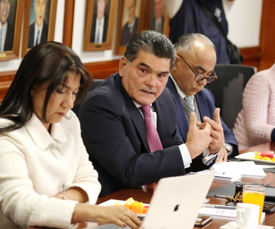 Procuraduría abrió indagaciones contra ministros que firmaron decreto de la consulta