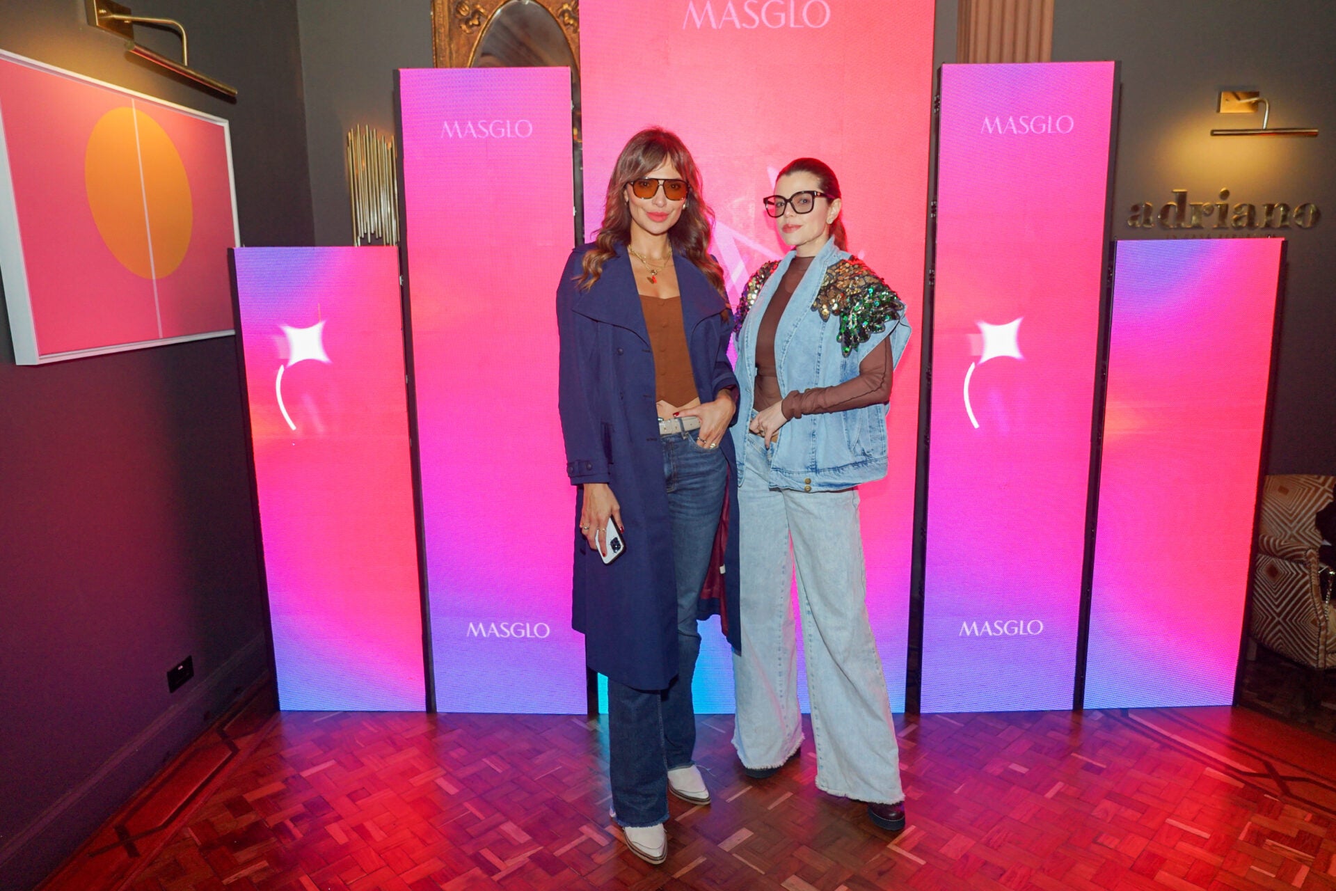 Margarita Reyes, actriz, presentadora y artista plástica; y Karine Amaya, actriz y diseñadora.