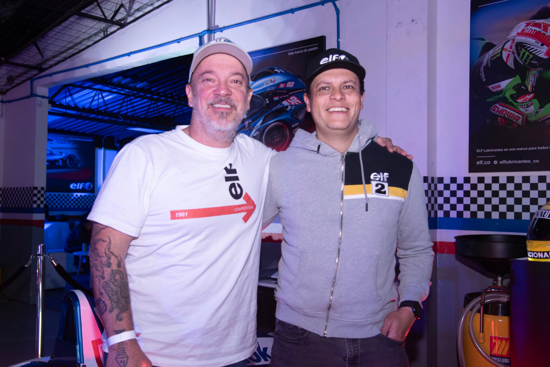 Daniel Fernández, corredor y experto en motociclismo; y el piloto Rafa Mayorga, entre los asistentes.