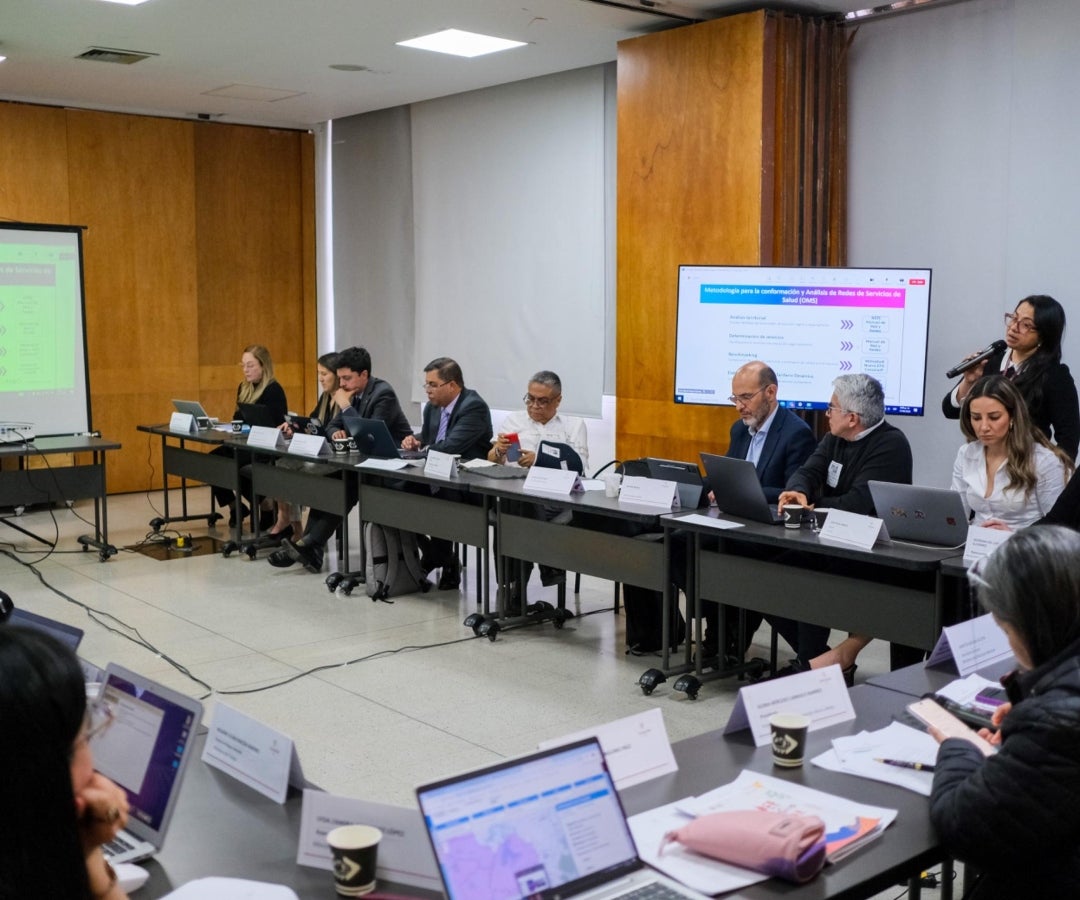 Docentes podrán elegir su red de atención en salud con nuevas Comisiones del Magisterio