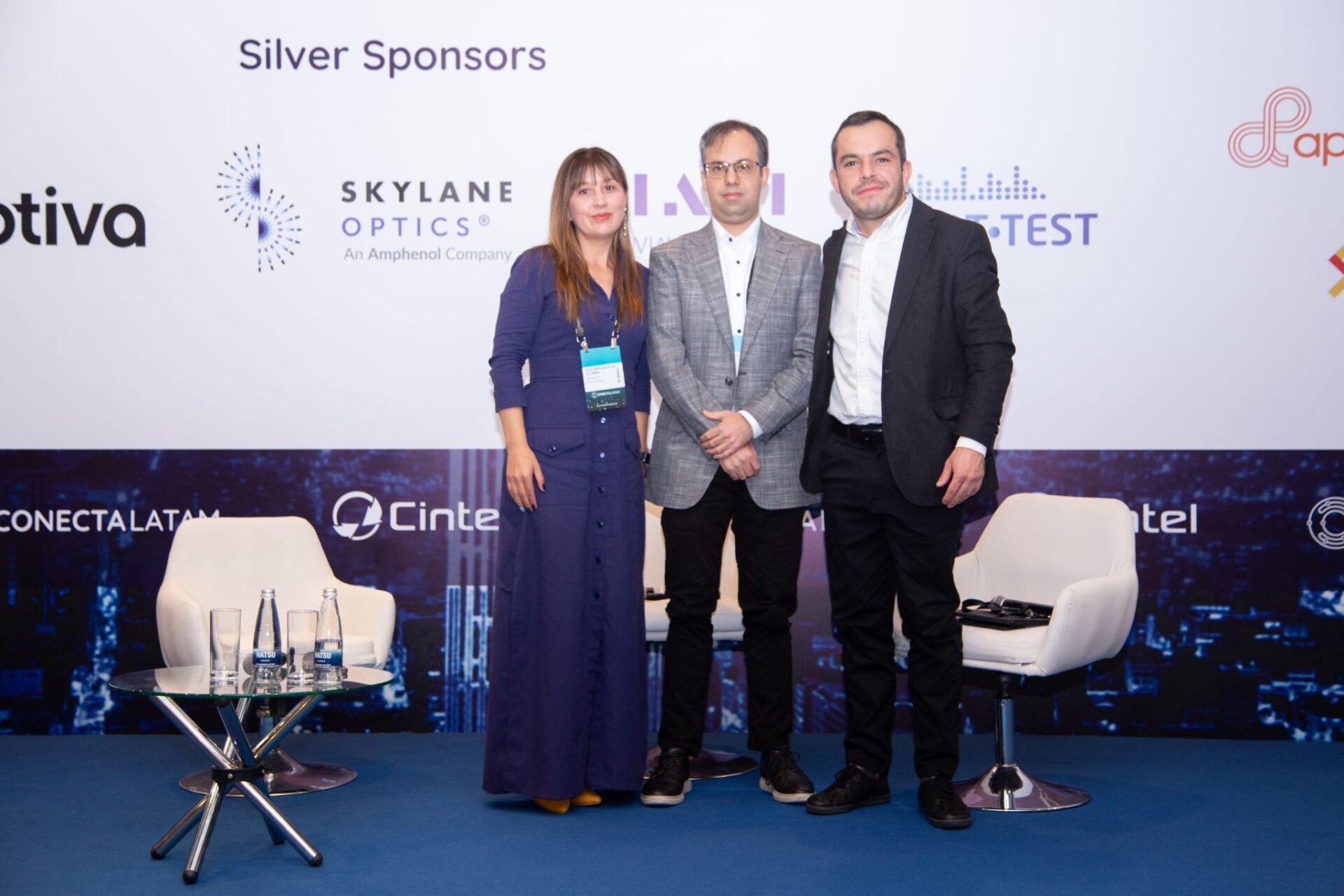 Ana Jineth Poveda, jefa de acceso móvil Y QA, Telefónica Movistar; Germán Muller, gerente experto Sr en área de Core Móvil, Telecom Argentina; y Geusseppe González Cárdenas, gead of Latam, emerging markets de Access Partnership.