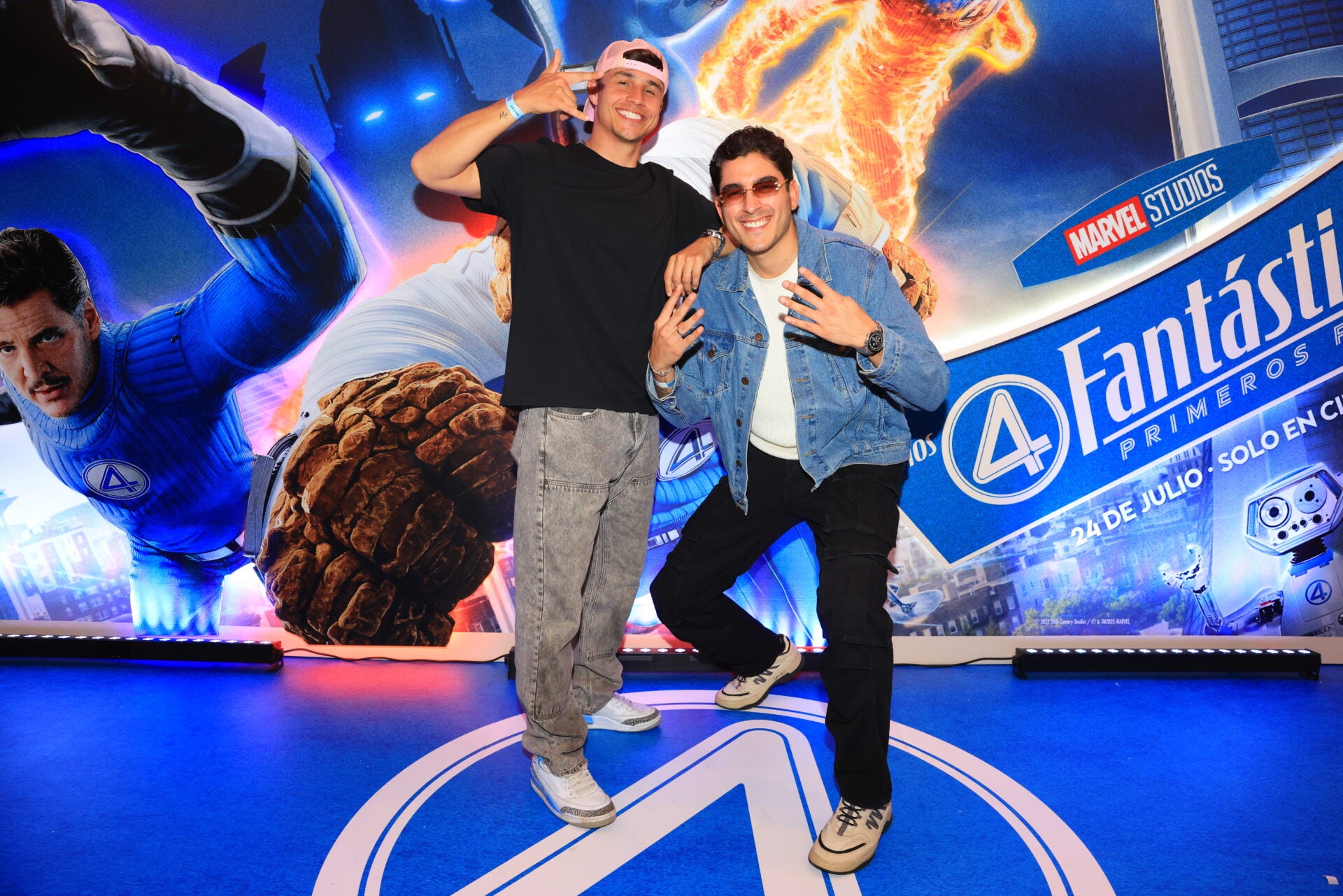 Juan Becerra y Ariel Dotres, creadores de contenido, asistieron a la premier de la película.