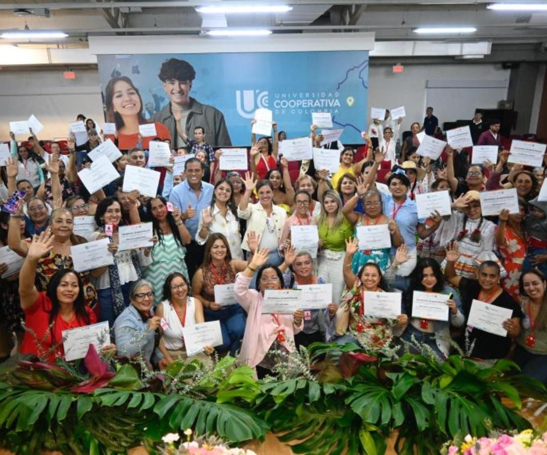 Enlazada a la formación en la ‘Escuela Nacional del Cuidado’ del Pnud, 81 cuidadores decidieron hacer parte de la Red de Cuidadores de Ibagué