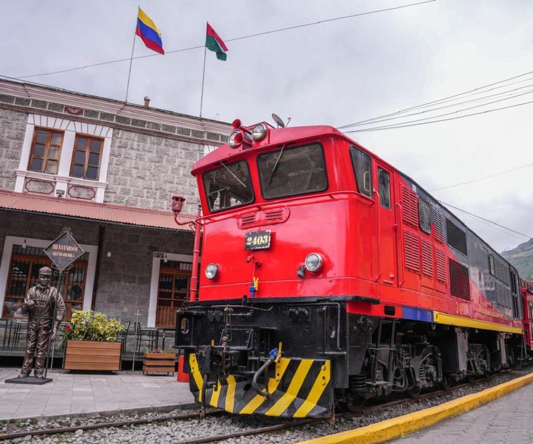 Ecuador inicia las pruebas para reactivar la ruta ferroviaria de Nariz del Diablo