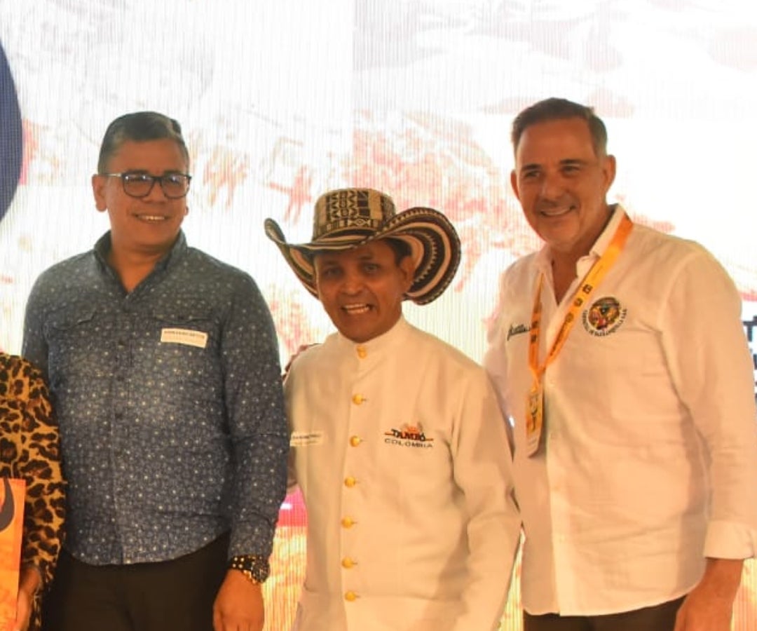 Hernando Arteta, maestro artesano del Carnaval de Barranquilla; Lisandro Polo, músico, gestor cultural y fundador de la Fundación Tambó; y Juan José Jaramillo, director del Carnaval de Barranquilla.