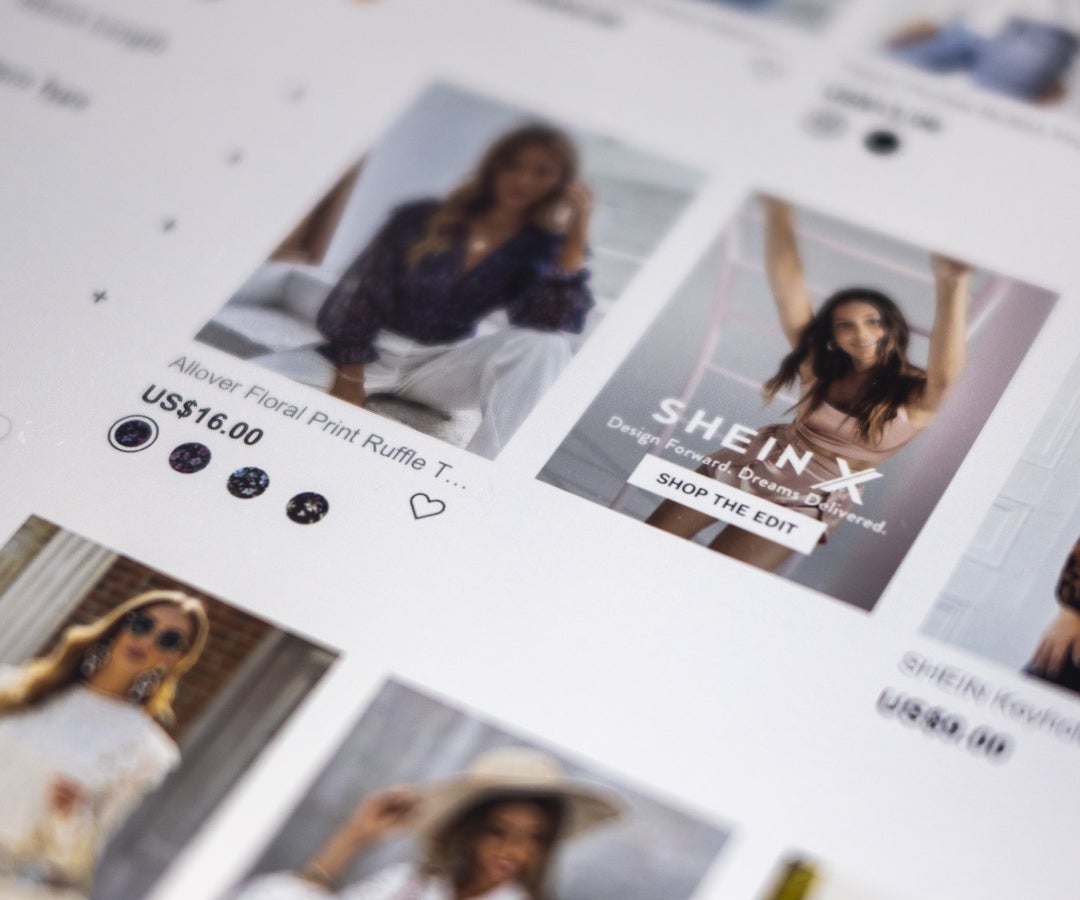 Shein ha estado considerando trasladar su salida a bolsa prevista desde Londres a Hong Kong