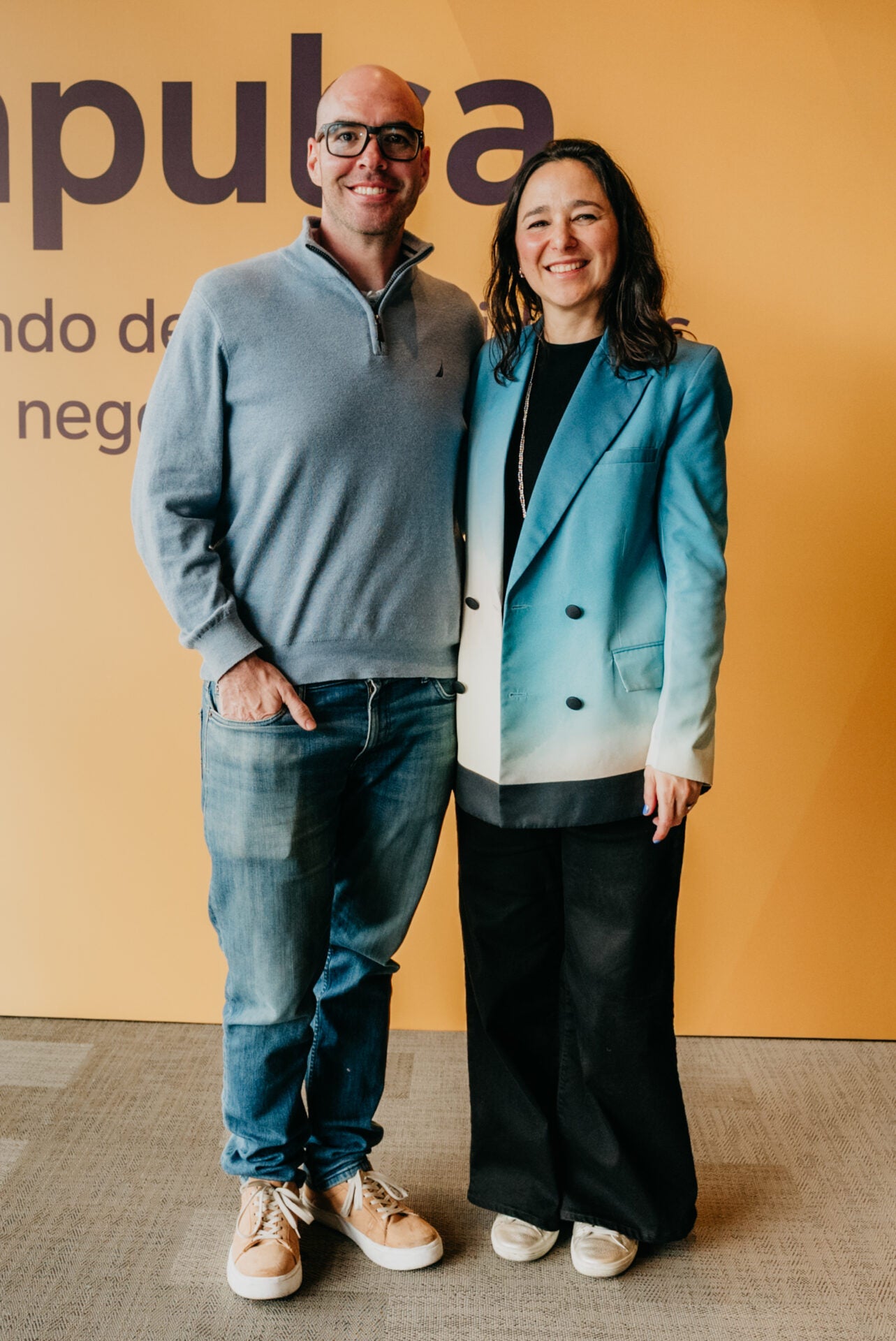 Juan Pablo Tettay, experto en gastronomía y marketing digital; y Julia Londoño, periodista especializada en gastronomía.