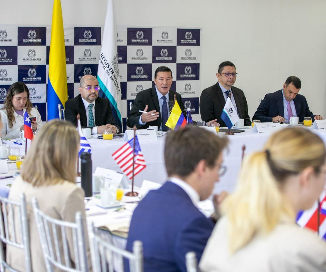 Registraduría Nacional presenta medidas para elecciones de 2025 y 2026 ante comunidad internacional