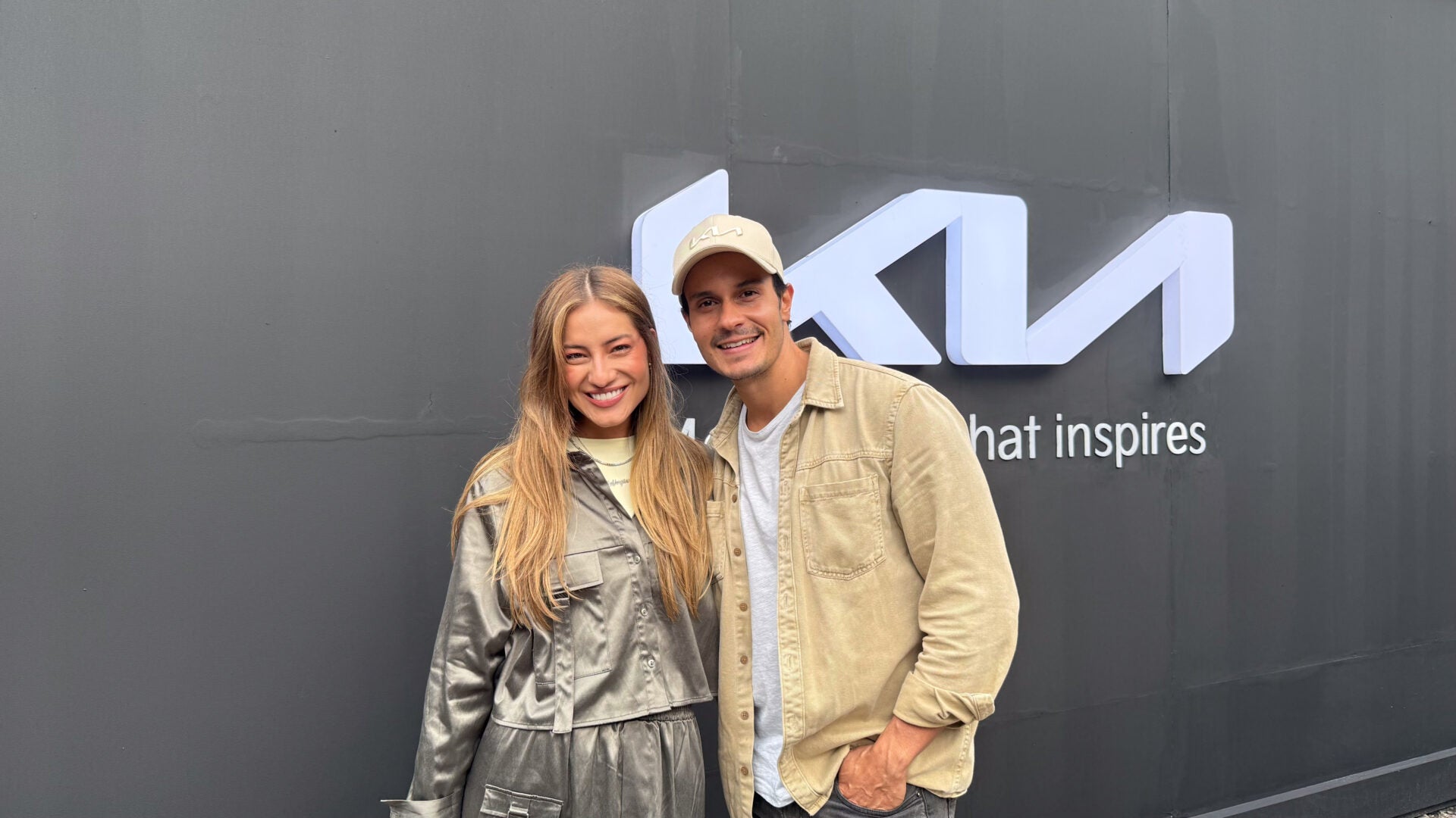 Ana María Villalba, influencer; y Santiago Acosta, influencer.