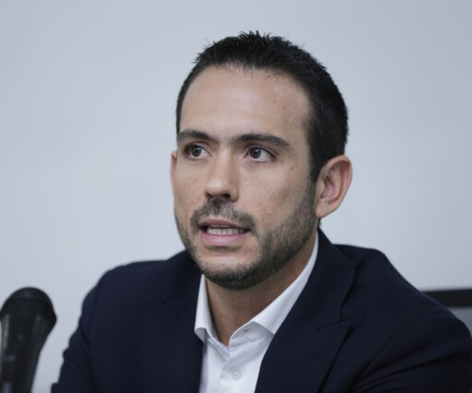 Martín Orozco, Gerente de Invamer