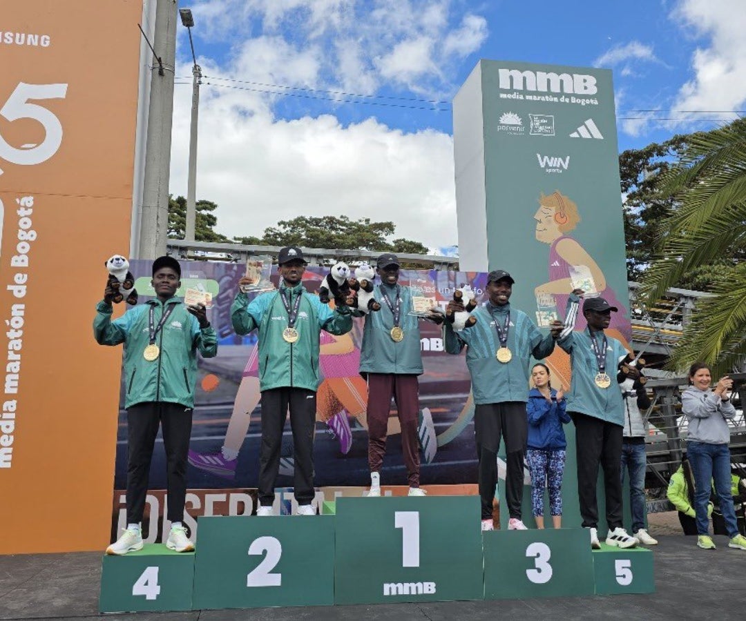 Podio de la categoría masculina.