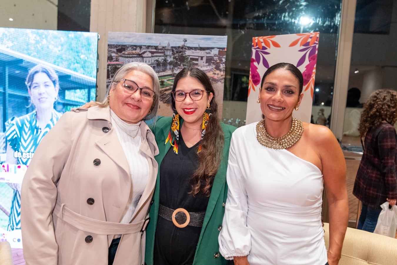 Liliana Diaz Cerón, representante del Fondo Mixto de la Promoción de la Cultura y las Artes del Valle del Cauca; Amanda Ortiz Escobar, del equipo EduqualityCo; y Claudia Ruiz, del equipo EduqualityCo.