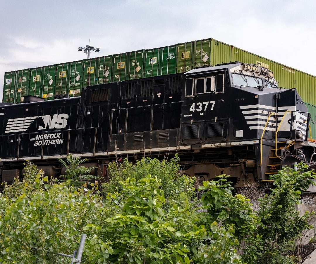 Union Pacific comprará Norfolk Southern por US$85.000 millones en la mayor fusión ferroviaria