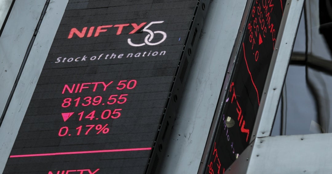 S&P 500 repunta impulsado por los resultados de tecnológicas como Amazon y Apple