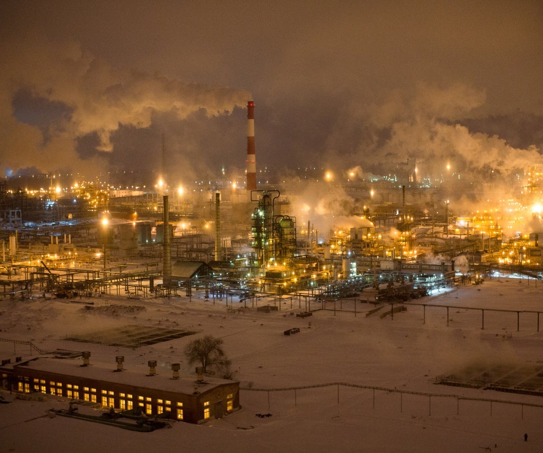 La planta de Novokuibyshevsk, en la región de Samara, y la refinería de Riazán fueron atacadas