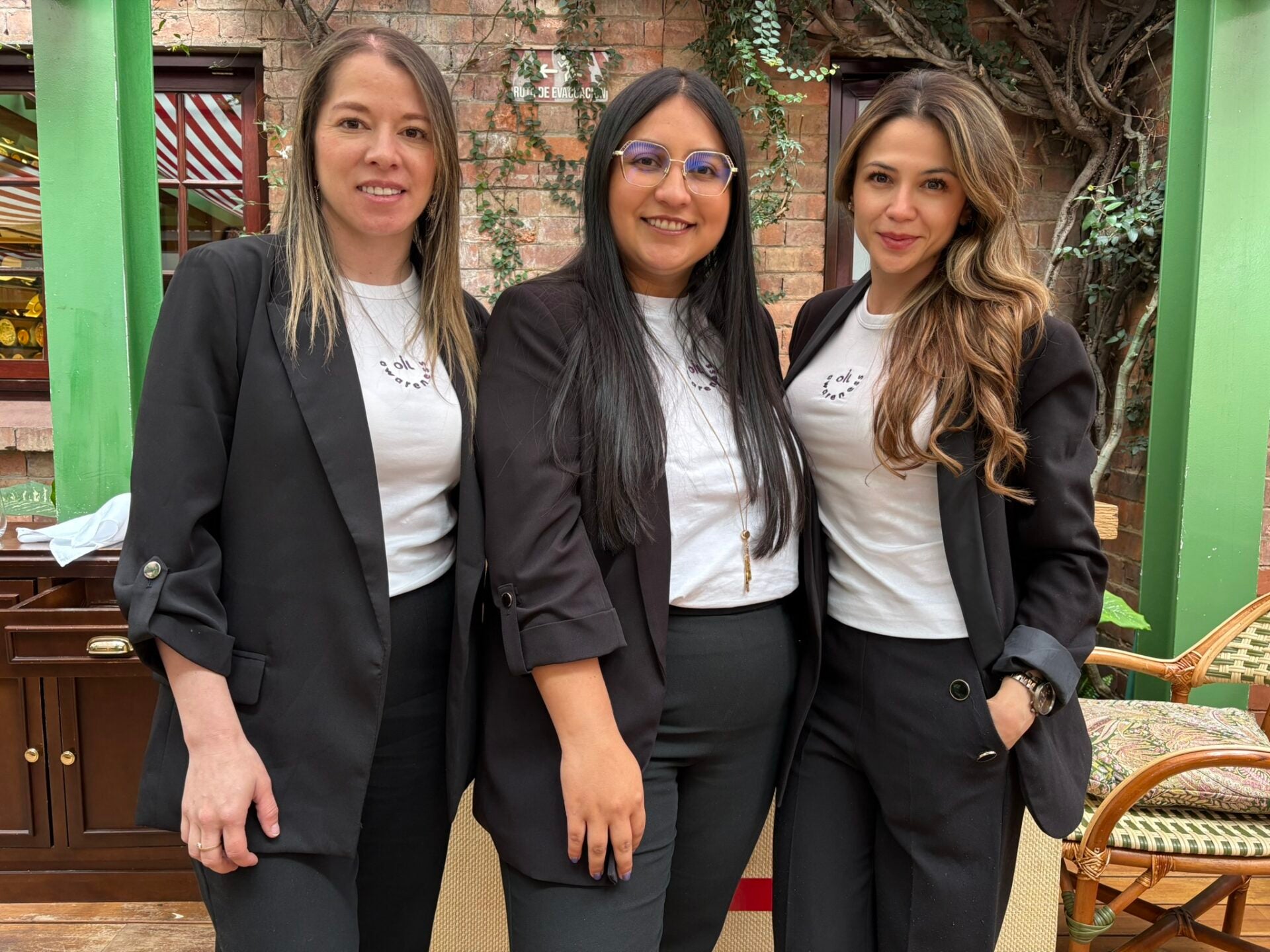 Daniela Muñoz, líder comercial; Natalia Vargas, líder de marketing; y Paola Ayala, dir. comercial.