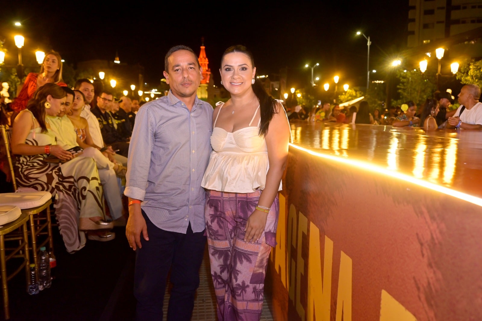 Guillermo Iglesias, gerente de Equiconcretos; y Liliana Rodríguez Hurtado, presidente de la Corporación Turismo Cartagena de Indias.