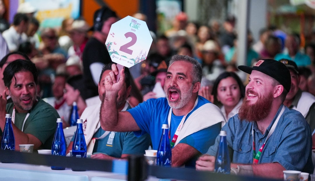 Subasta en la Feria Internacional del Café Subasta en la Feria Internacional del Café