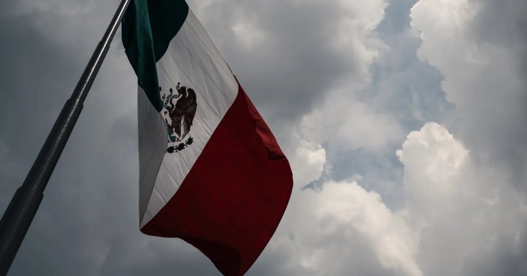 Peso mexicano toca peor nivel en dos meses por perspectivas de recorte de tasas FED