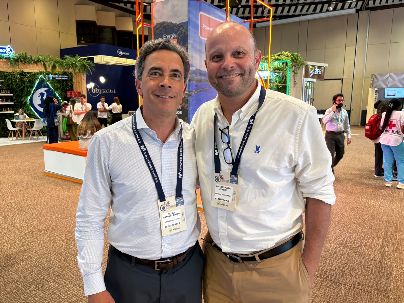 Óscar Bravo, presidente de la Organización Terpel y Alberto Mario Rincón, director general L’Oréal Colombia .