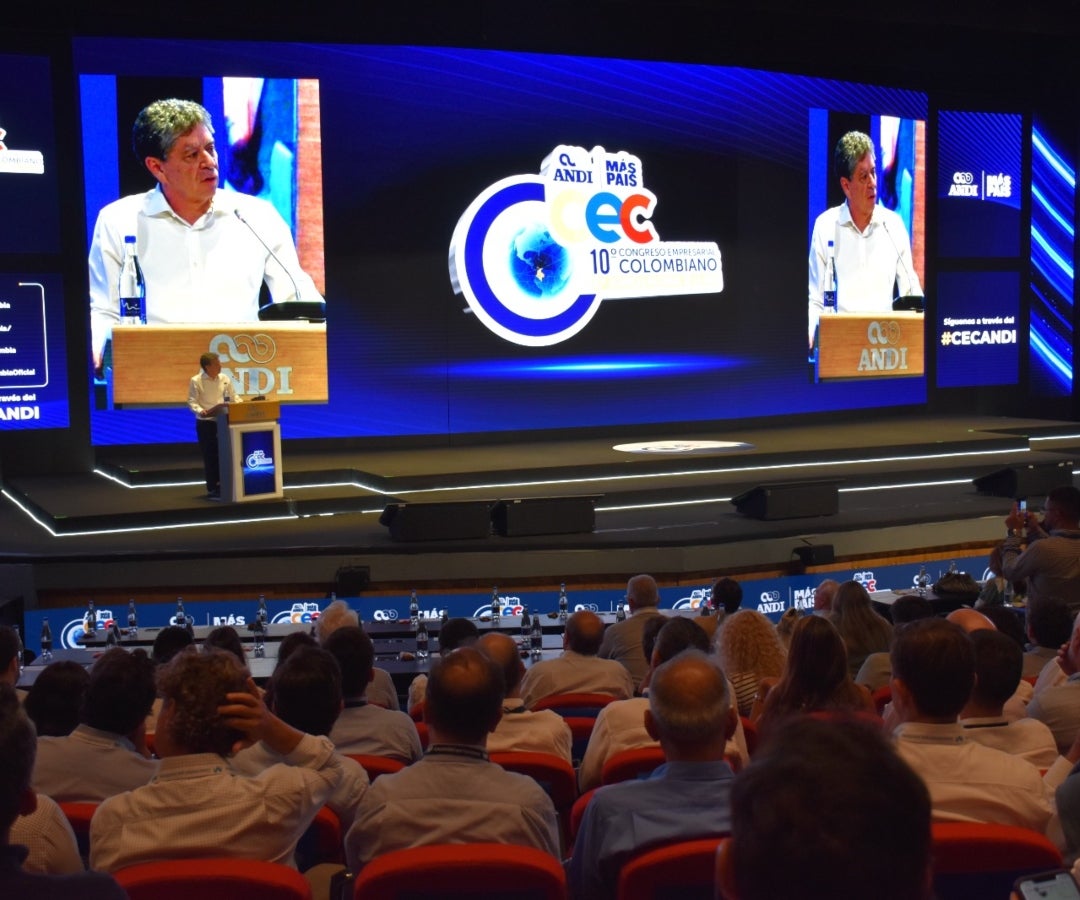 Empresarios rinden homenaje póstumo a Miguel Uribe Turbay en Congreso de la Andi