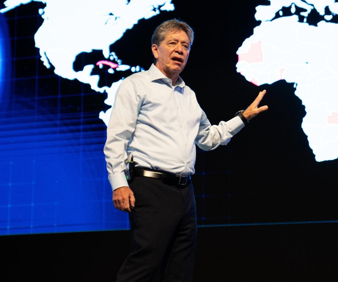 Presidente de la Andi advierte sobre riesgos en energía, empleo informal y deuda