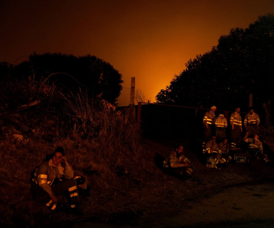 España combate 14 grandes incendios y se esperan que por condiciones se aviven otros