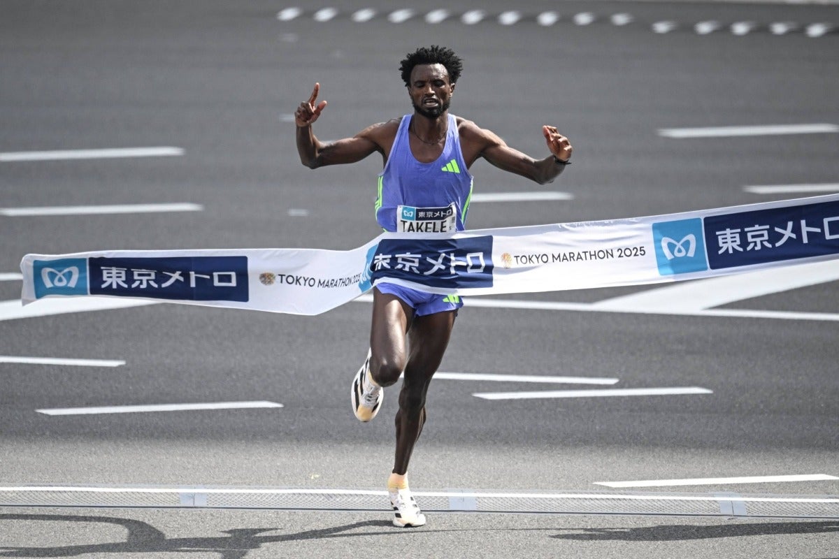 Tadese Takele ganó la maratón Tokyo 