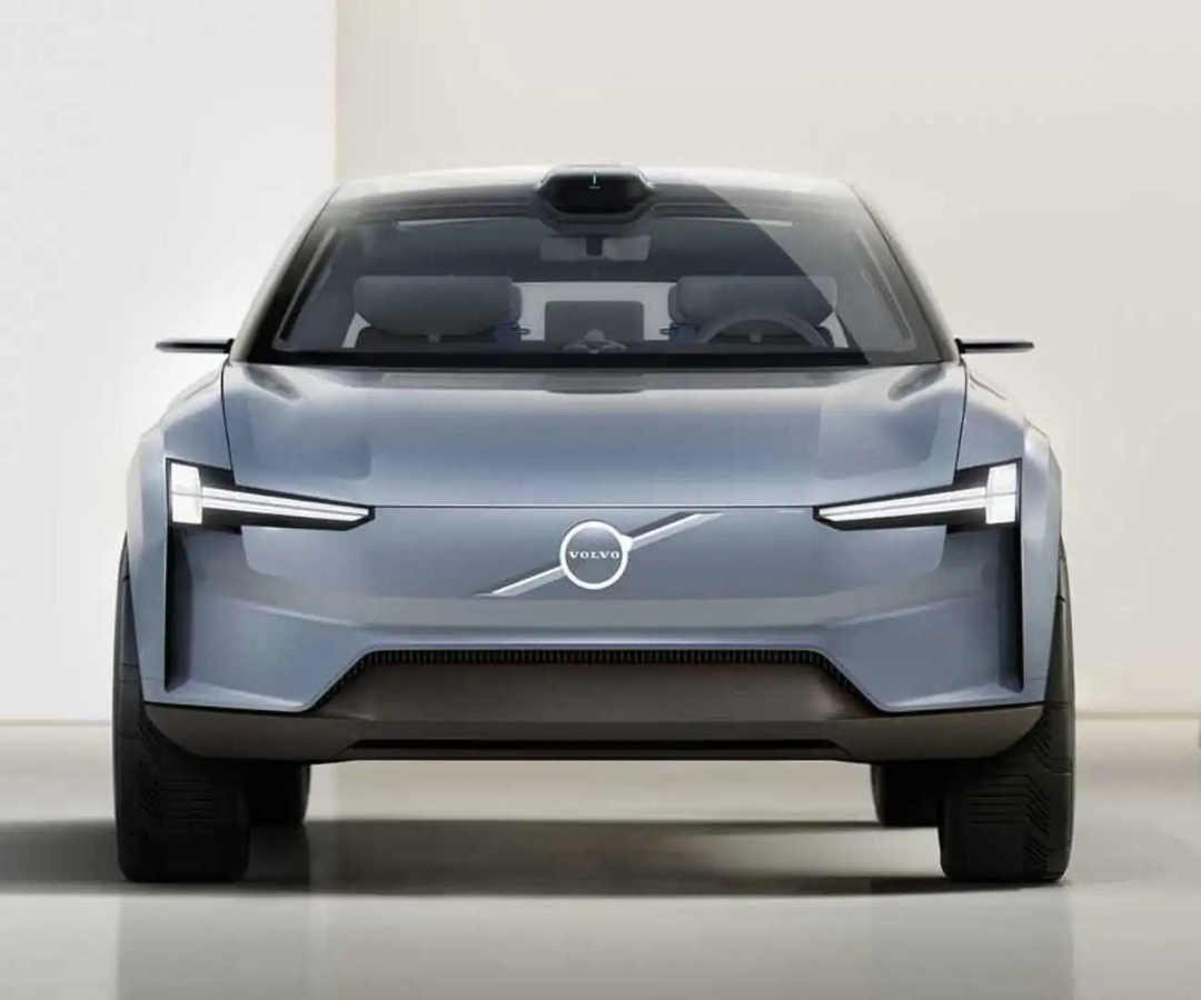 La Volvo EX60 debutará en 2026 con el primer cinturón de seguridad multiadaptativo.