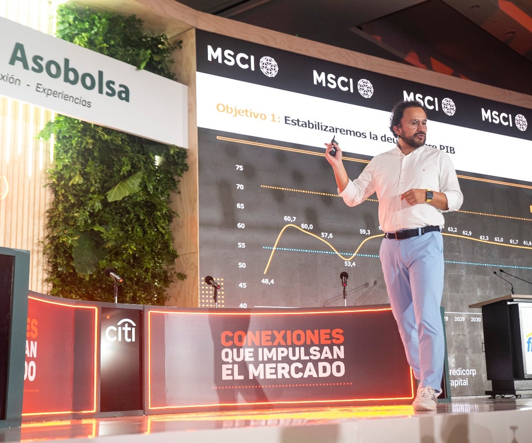 Javier Cuéllar, director de Crédito Público