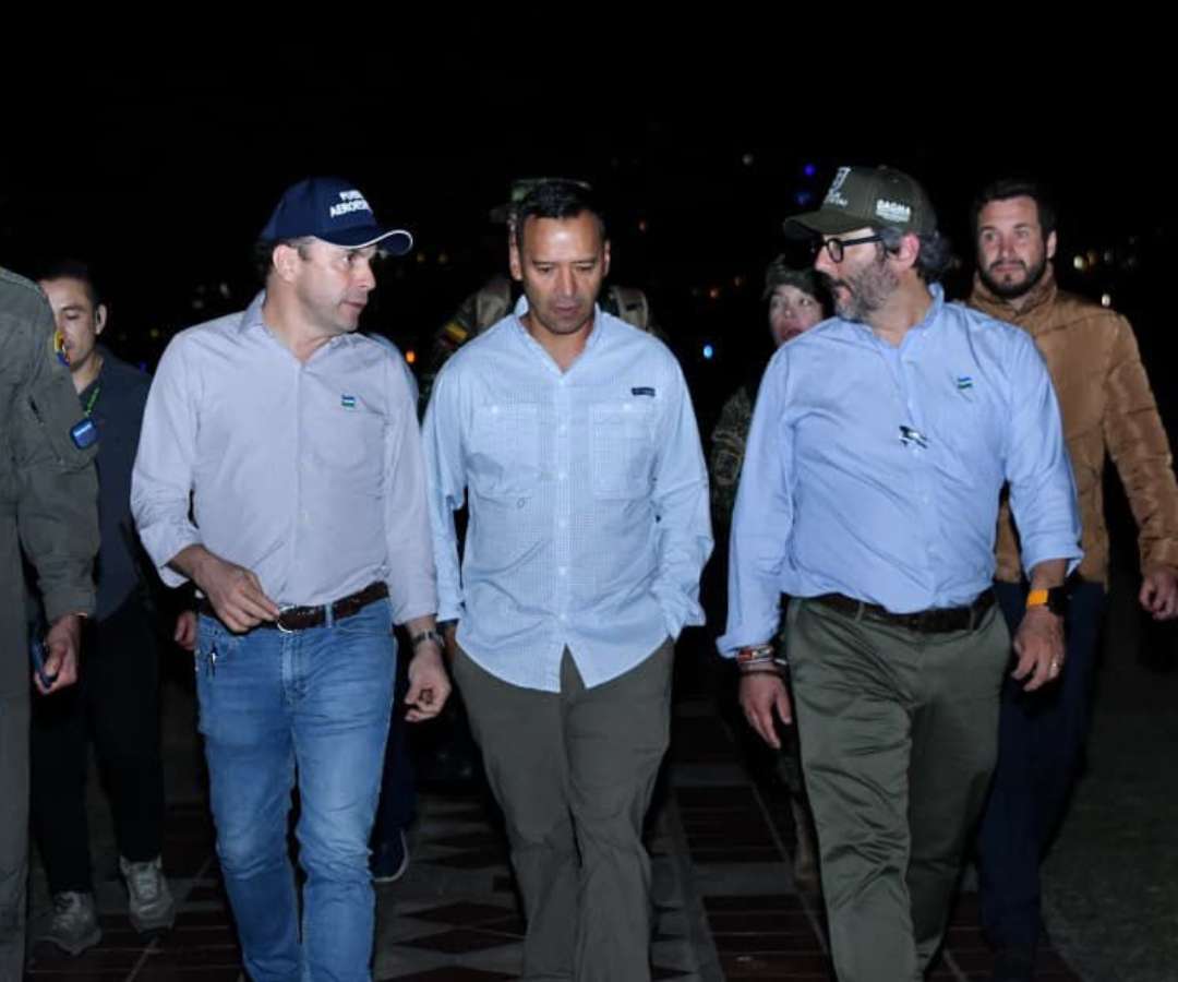 Alejandro Eder, alcalde de Cali; y Pedro Sánchez, ministro de Defensa