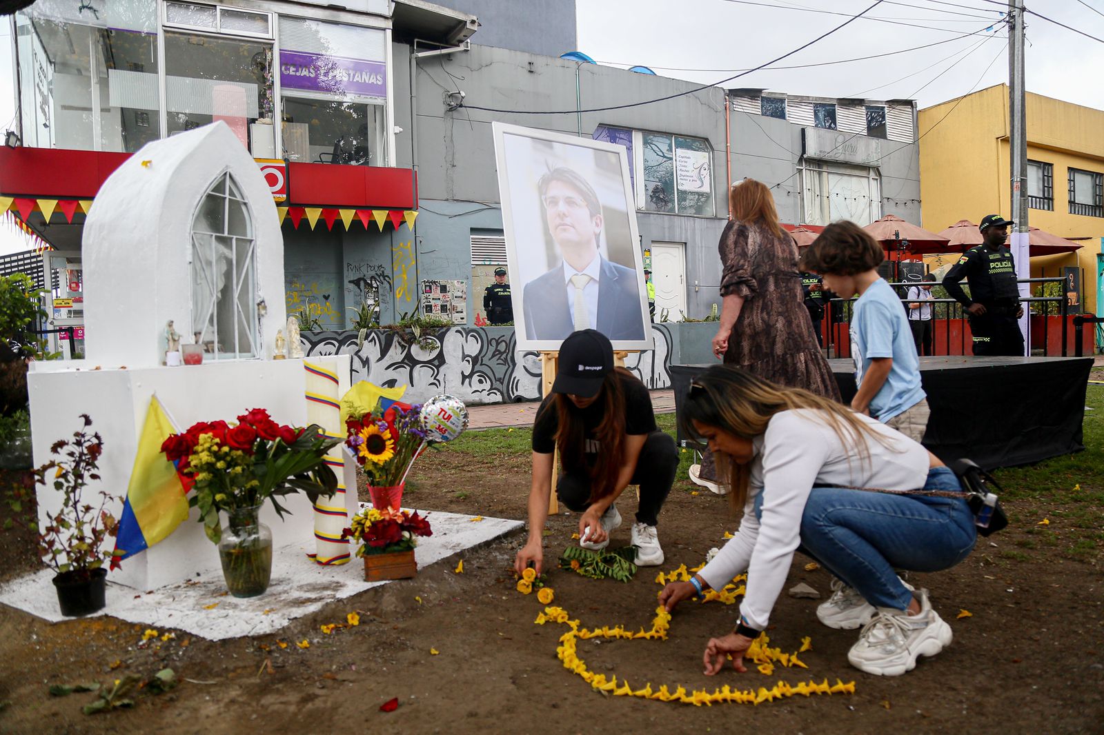 Homenajes a Miguel Uribe Turbay