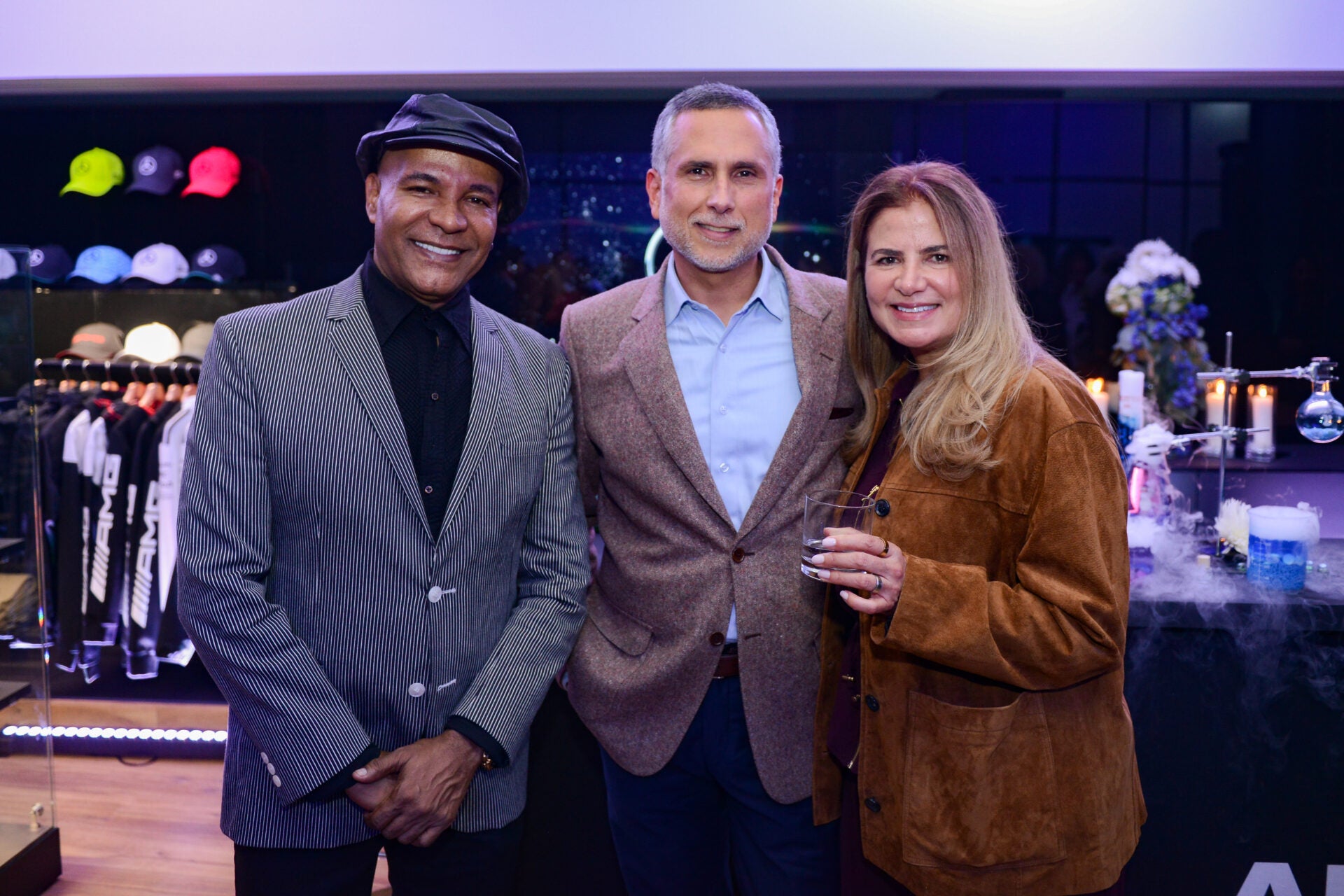Óscar Borda, actor; Marlon Moreno, actor; y Fabiana Botero, entre los asistentes al lanzamiento.