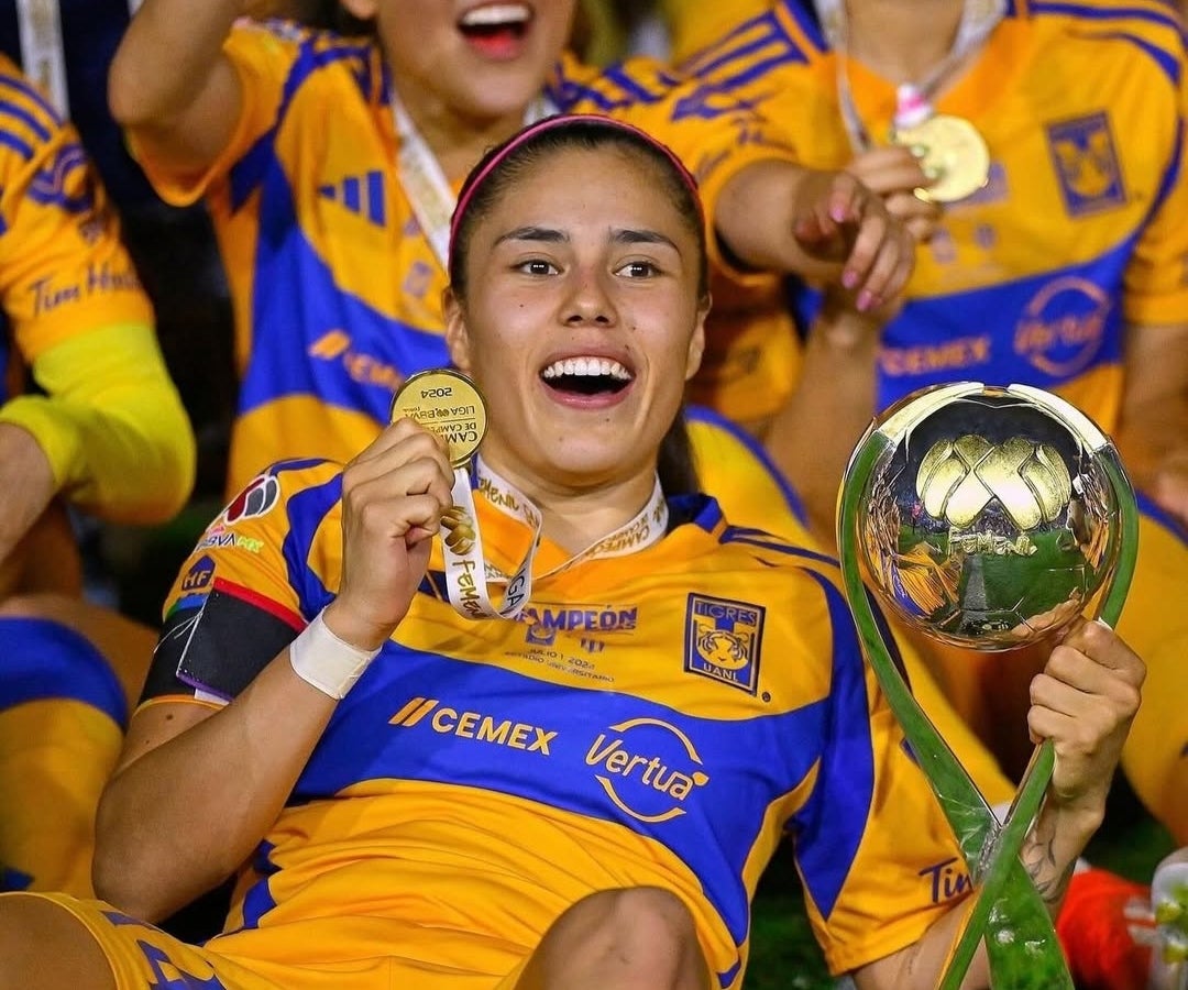 Jacqueline Ovalle, jugadora de fútbol