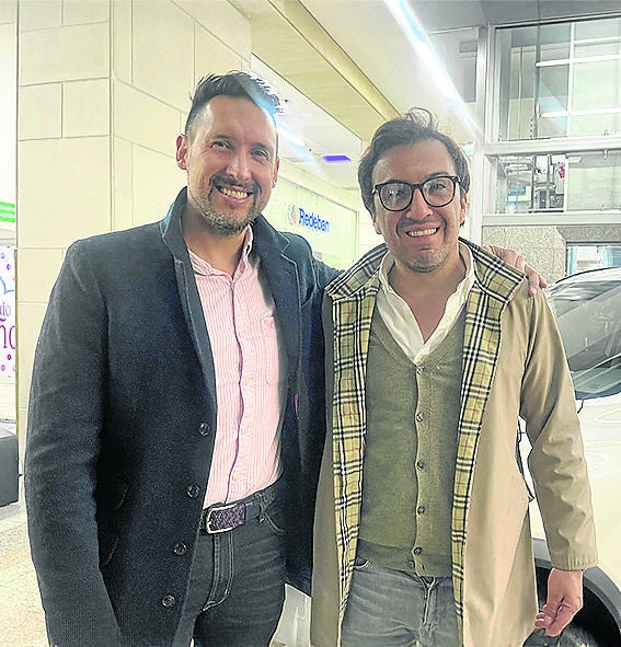 Alexander Hurtado, subgerente de mercadeo de Citroën; y Mario Cubillos, marketing lead de GMW.