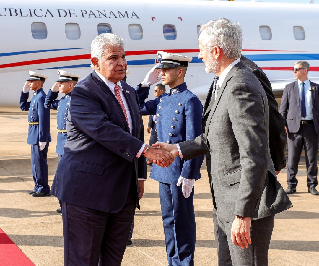 José Raúl Mulino llega a Brasil