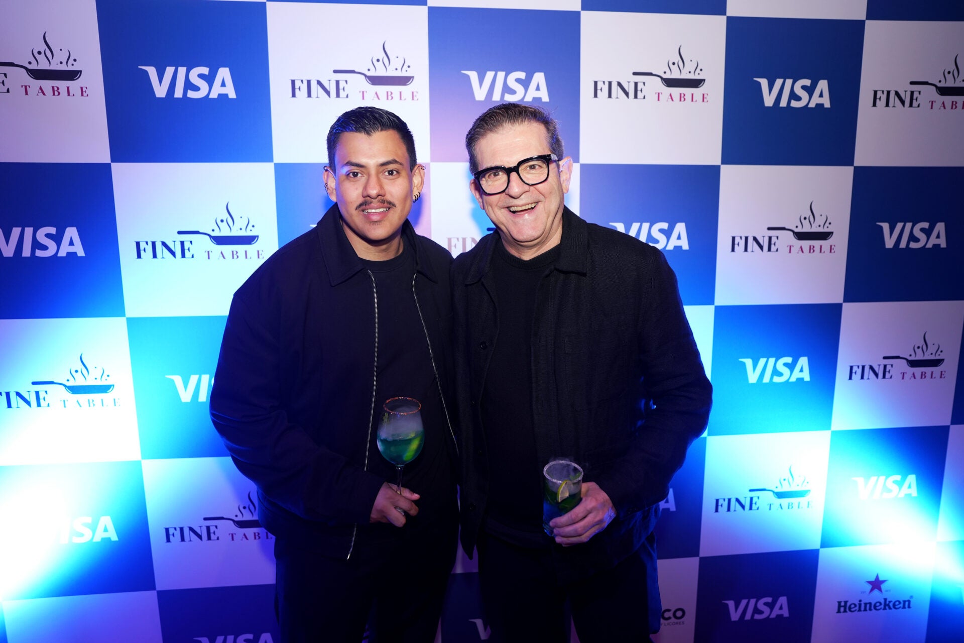 Santiago Patiño, chef de Ostería Local; y Julián Posada, empresario y propietario del restaurante Ostería Local en Medellín.