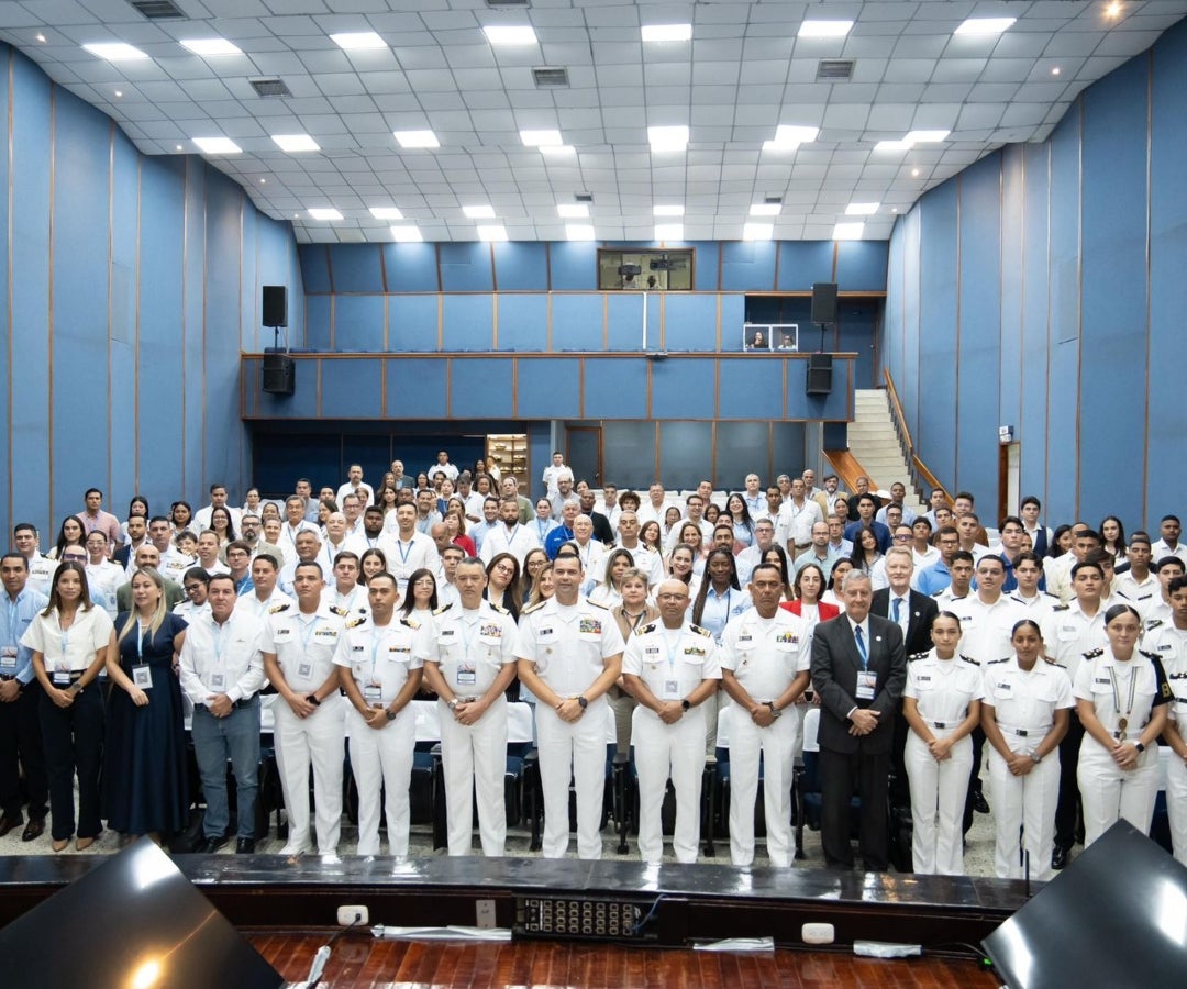 Foro Marítimo 2025 planteó estrategias para fortalecer la competitividad del país