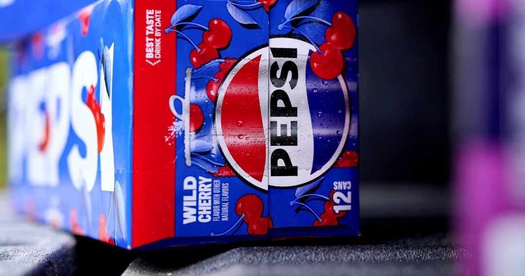 Las ventas y ganancias de PepsiCo superaron estimaciones por repunte de mercado