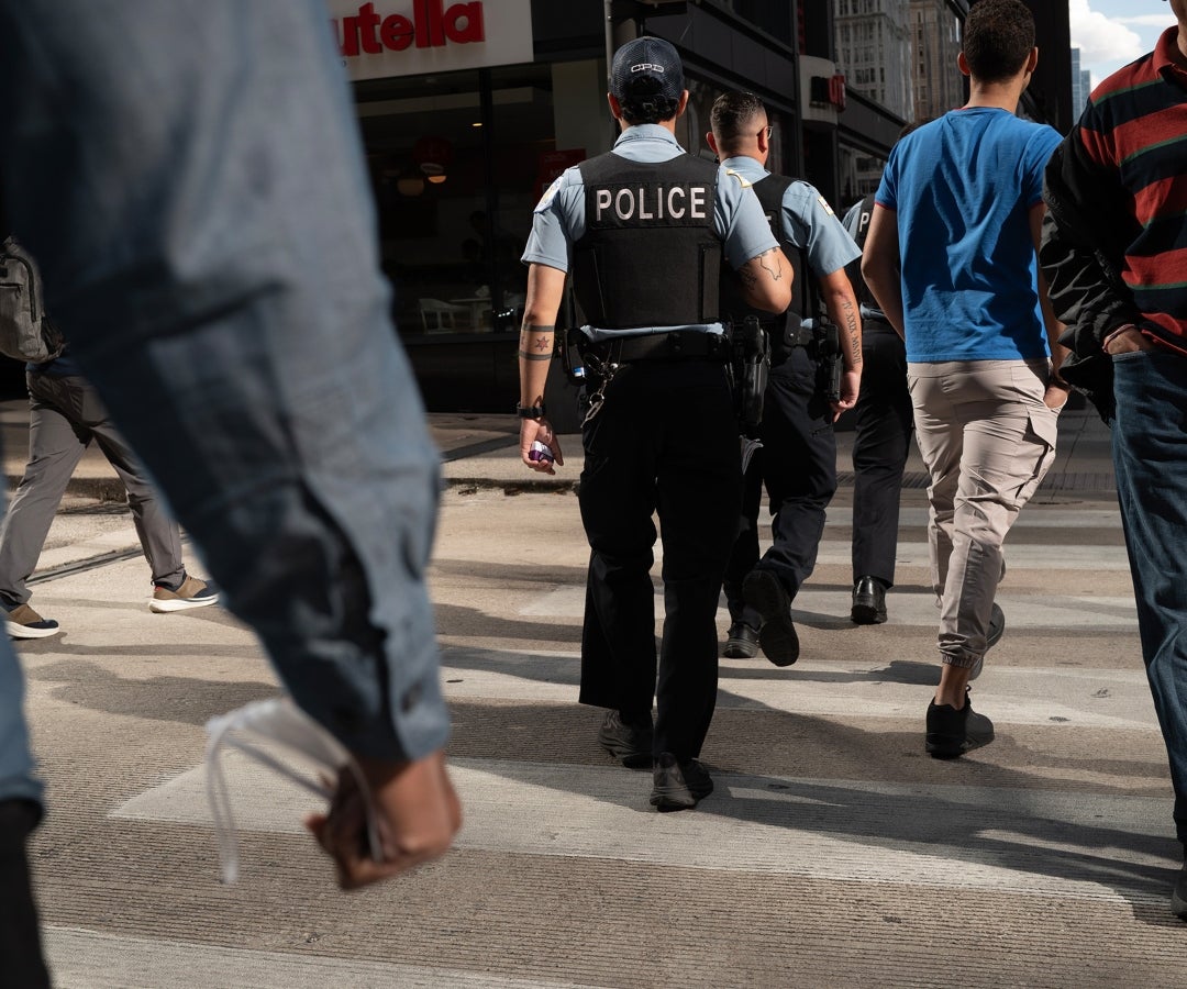 Departamento de Policía de Chicago patrulla el centro de la ciudad