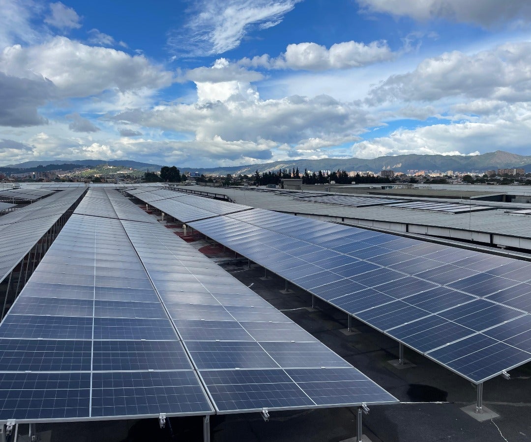 Paneles solares en Nuestro Bogotá