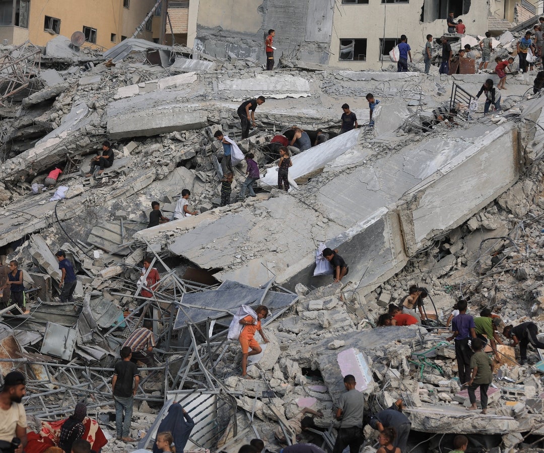 Ejército israelí ordenó evacuar la ciudad de Gaza antes de bombardear rascacielos