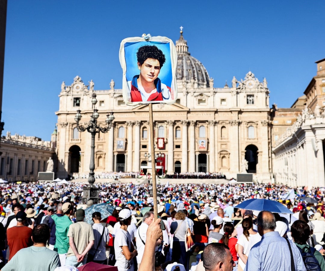 El Papa León XIV dirige la Santa Misa para la canonización de Carlo Acutis.