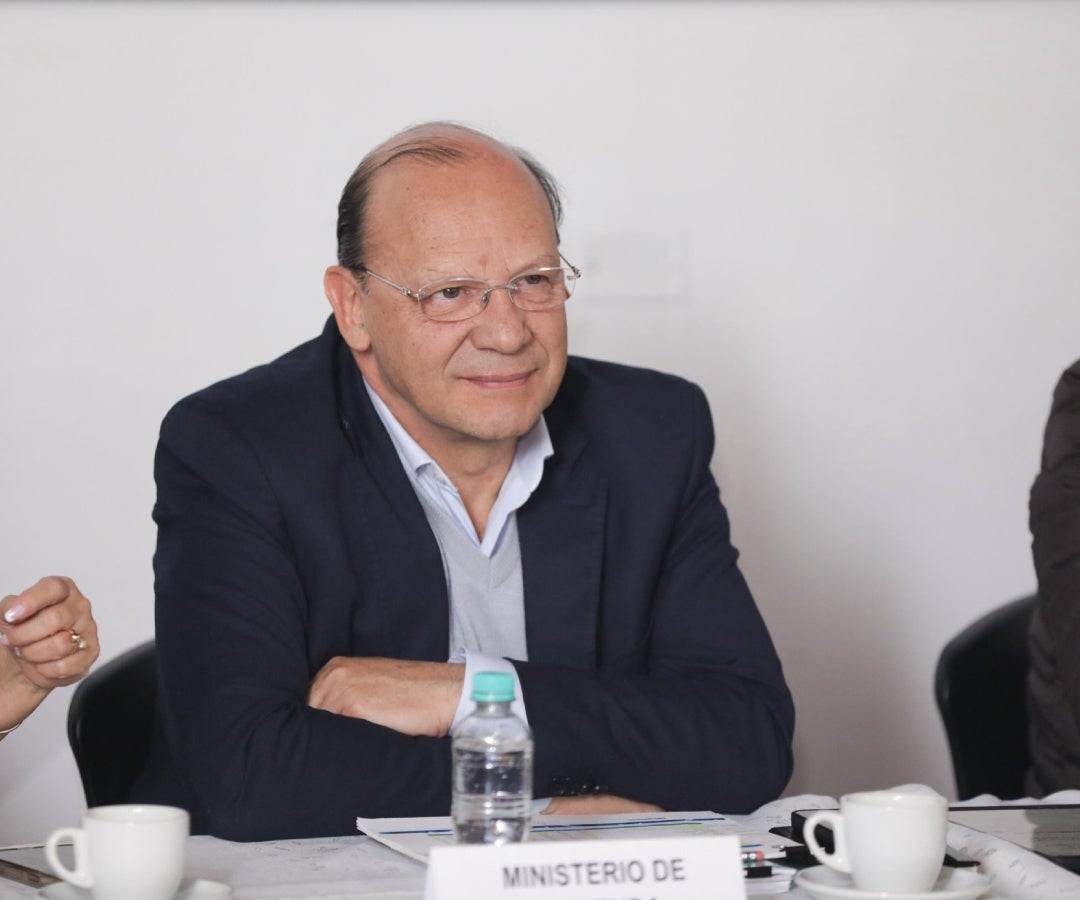 Germán Ávila, ministro de Hacienda, en reunión con las comisiones económicas.