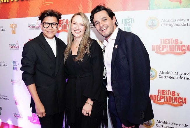 Franklin Ramos, estilista; Paula Cortés, presidente de Anato; y Luis Dávila, vicepresidente de turismo de Procolombia.