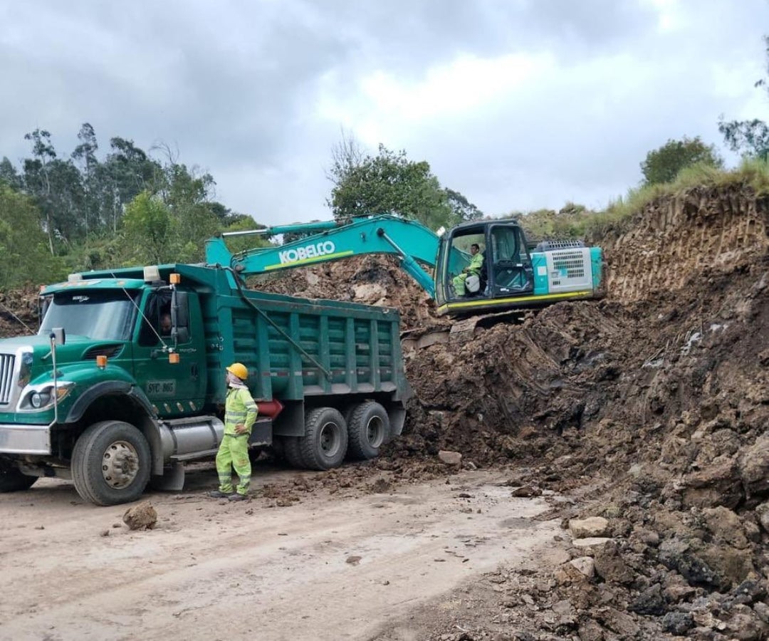 Continúa el cierre en la vía Bogotá-Villavicencio