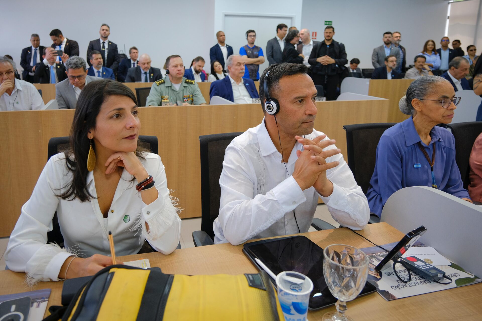 Entre la comitiva colombiana estuvieron los ministros de Ambiente, Defensa y Relaciones Exteriores